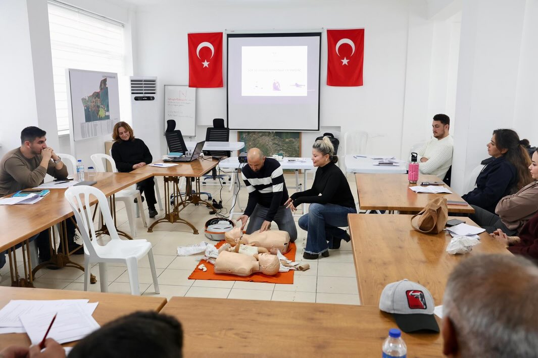 Didim Belediyesi Personeline Ilkyardim Egitimi 633012 B2Ac48A4F9Eaeb3C08Fefa6753835964