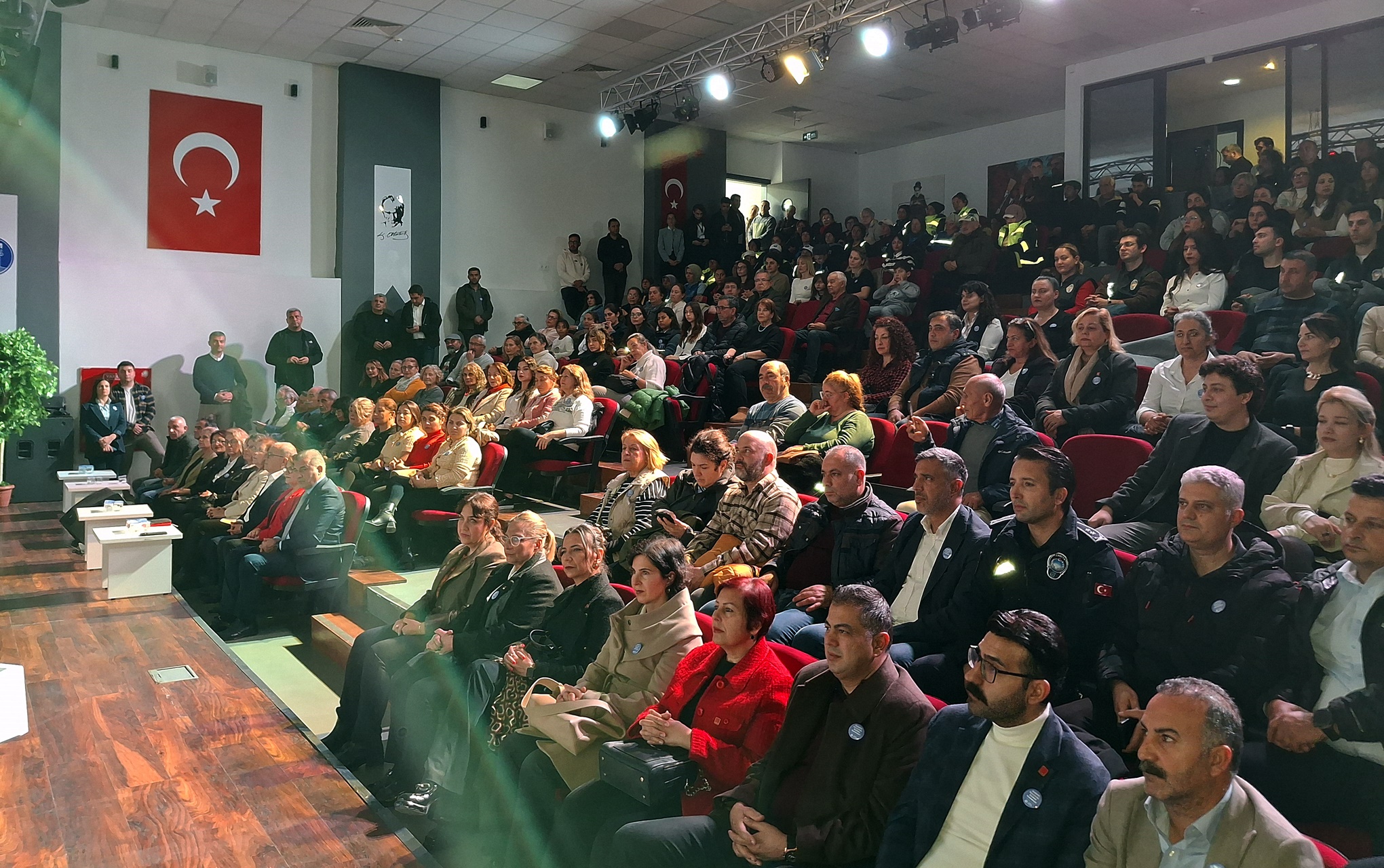 Didim Belediyesi Siddete Ve Tacize Karsi Oldugunu Belgeledi 632912 Efeca05Ed587F320Ee1D7505Ca273034