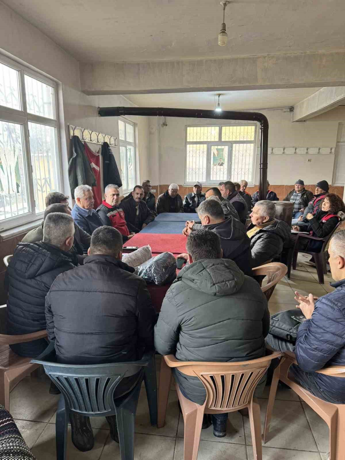 Enginar Tarlalari Incelendi Ureticiler Tarsim Hakkinda Bilgilendirildi D8B5C73F01C9D19E9278D49Fb31C9242