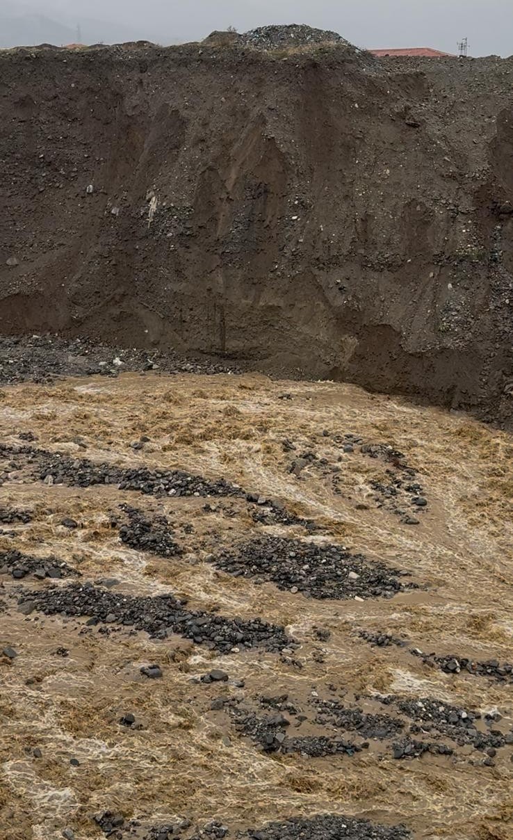 Feslek Cayinda Mutlu Eden Goruntu 630086 804014C26E6A97C2E254C8A3F6233F97