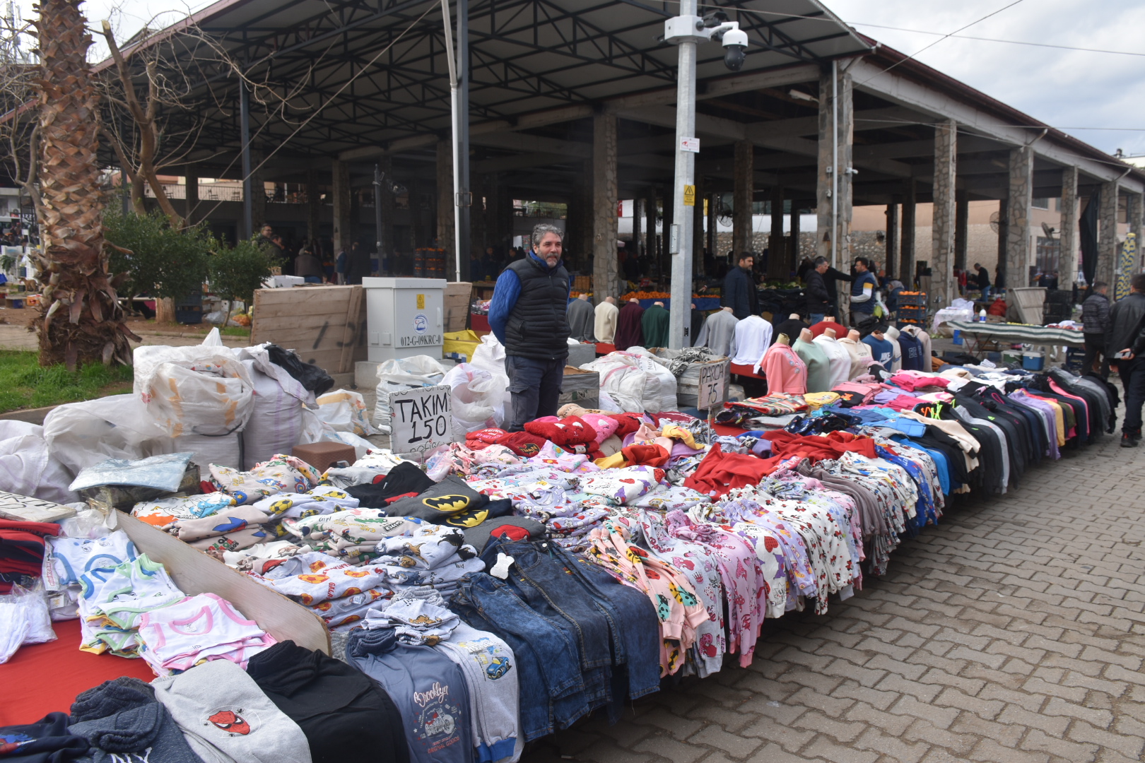 Festivaller Duzenli Pazarciyi Olumsuz Etkiliyor 628350 Fff77127Fc0D89C9748B777Aac815799