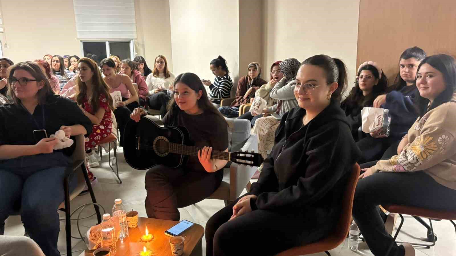 Final Oncesi Stres Yerini Eglenceye Birakti Adde6Fafd530B6Cebf81Be861F42E1A3