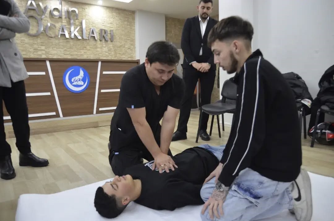 Gencler Acil Ve Ilk Yardim Konusunda Bilinclendirildi 63Ca847F83Cae5Df0Ad02385Ba2C7B34