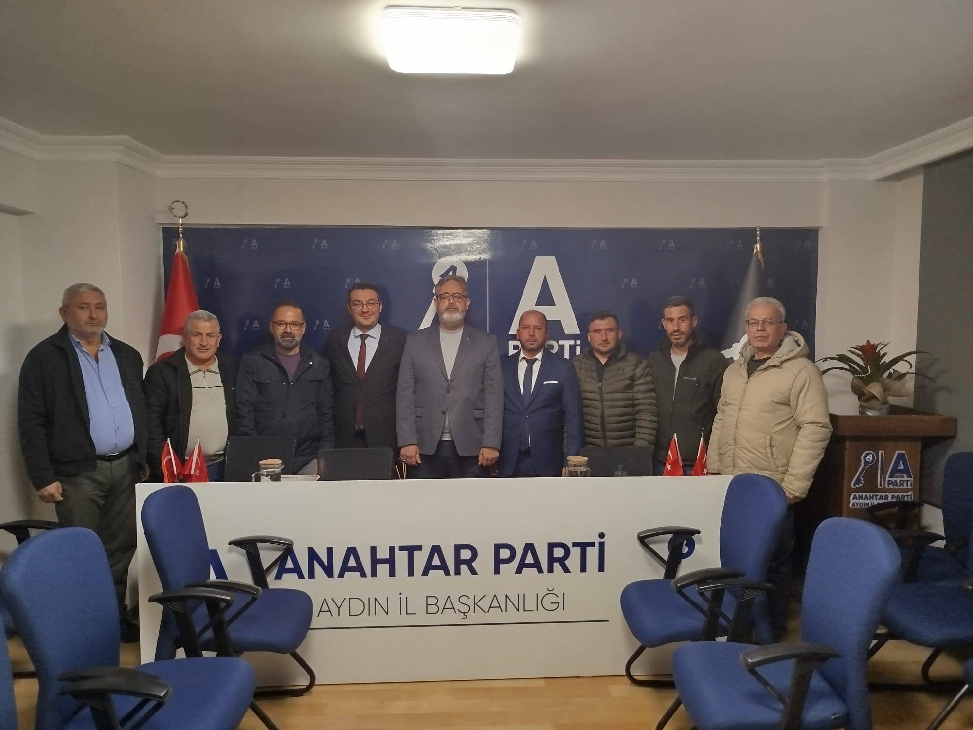 Hayirli Olsun Ziyareti Rozetlerle Taclandi 632188 Ebe180Fb0Cb9E6Bb7F490A67Fc47Ec0F