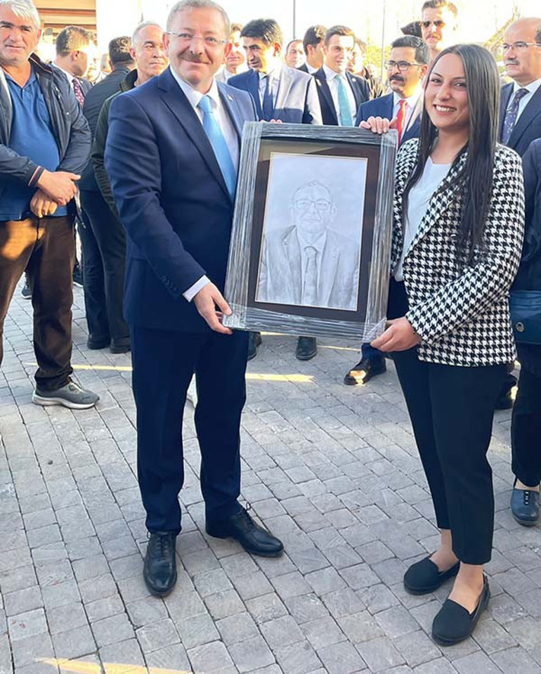 Karacasuda Gorev Yapan Kaymakam Bir Hayati Boyle Degistirdi 633223 B06Deabe94Bedc45717753B0498E4D8D