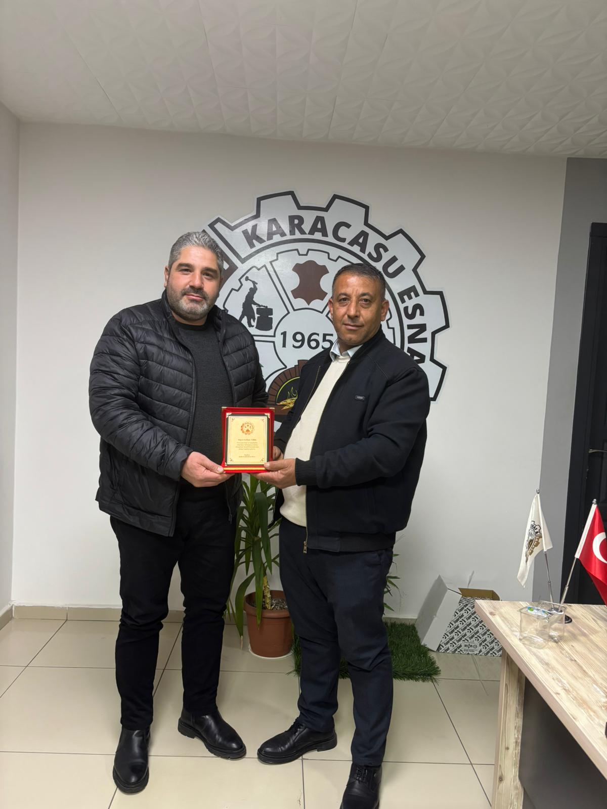 Karacasulu Baskan Zafer Karabacaklidan Yonetimine Vefa 629084 B0Ca2A390A23E4267B63Bae8C1Aa4274