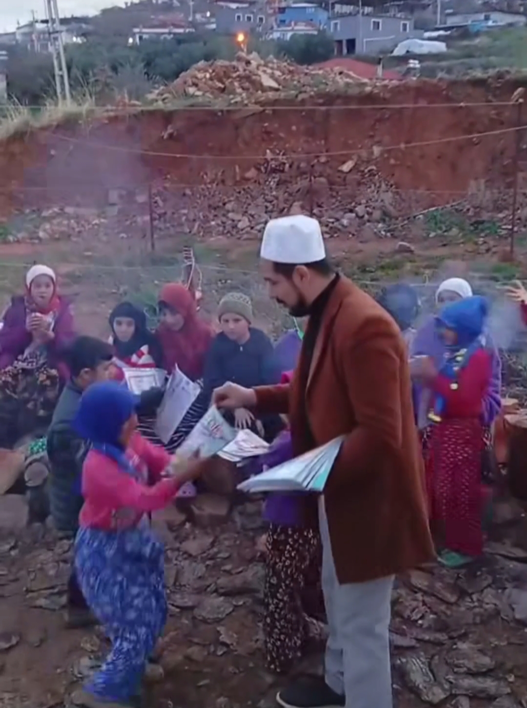 Karacasulu Imamdan Cocuklara Karne Hediyesi Mangal Ziyafeti 631275 Ebc955Ab9C11C96B89C35328E4Beb470