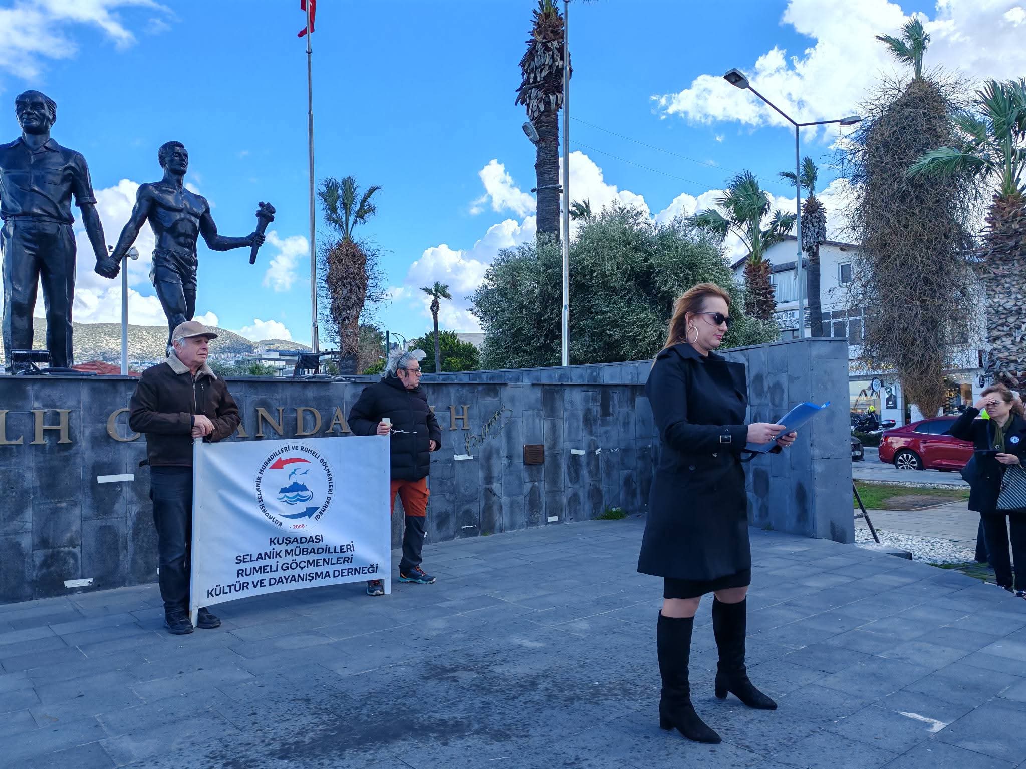 Karanfiller Mubadele Anisina Egenin Sulariyla Bulustu 634704 0F842B5Afd0E680Ef553139224470C5B