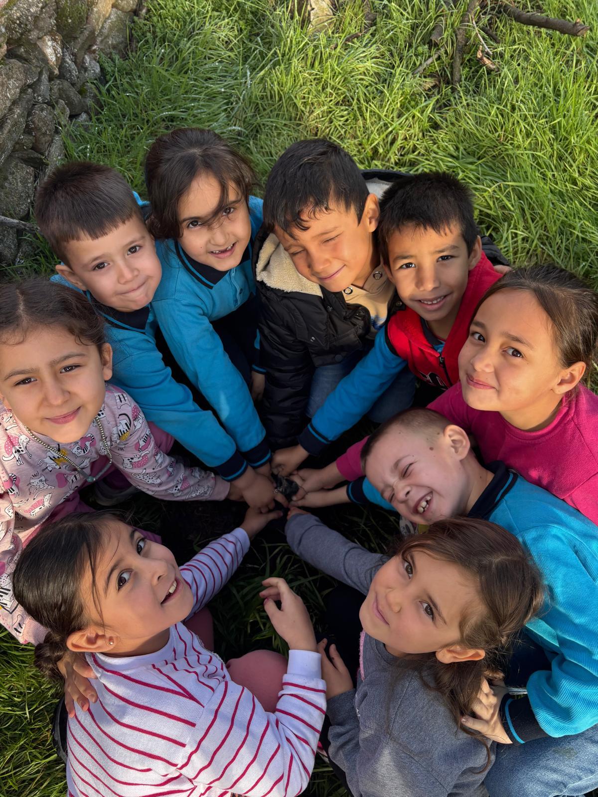 Kocarlili Ogrenciler Dostluk Fidanlari Dikti 626834 0Dee93C12695427Fb29F1926E2D4Bd66