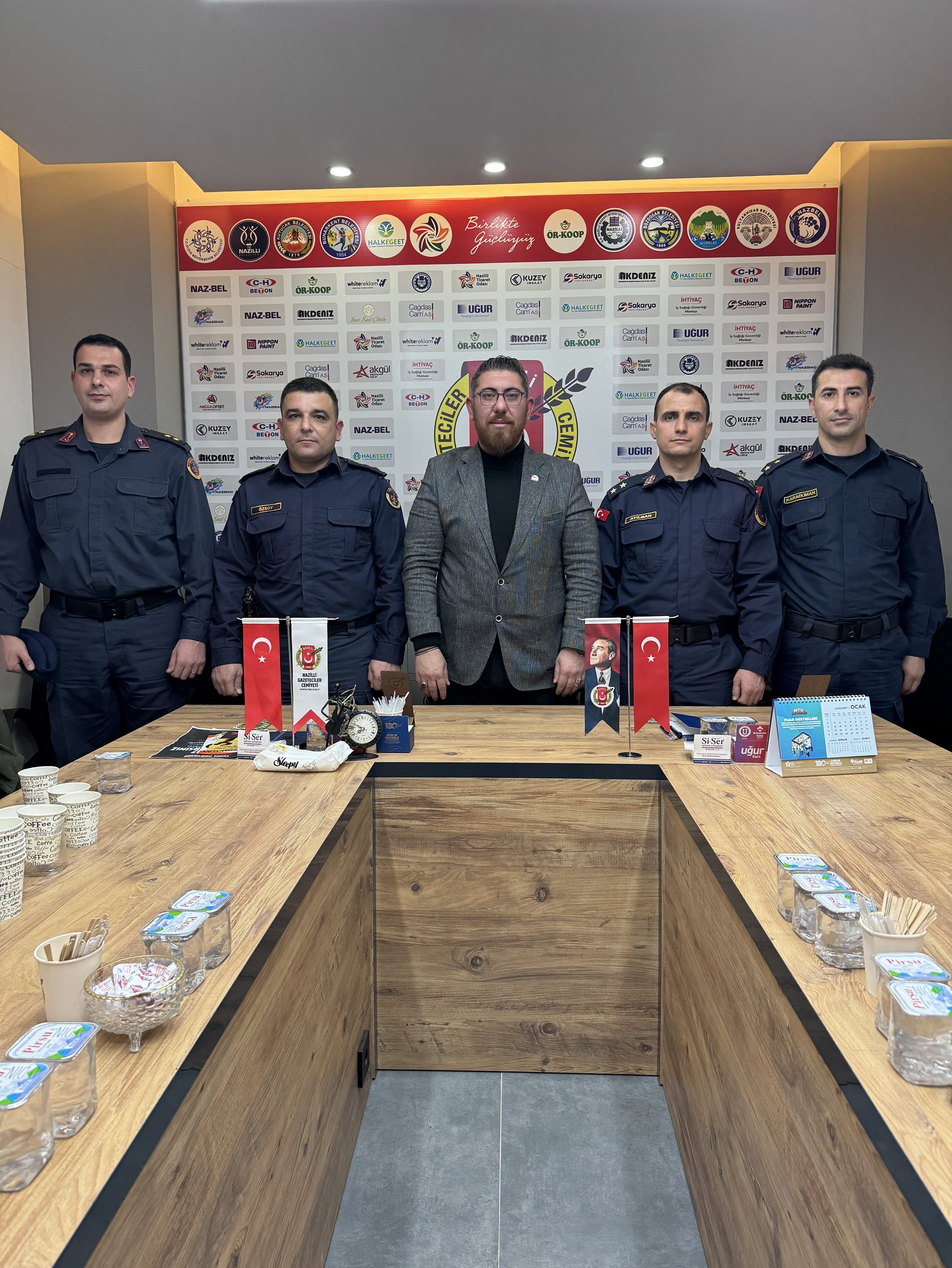 Komutanlar Basin Mensuplari Ile Bulustu Jandarmadan Ngcye Ziyaret 632650 A741Ed322A33Ce3Cbacfa5Fe424C6554