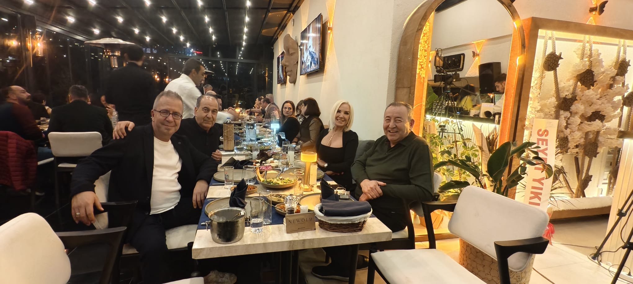 Kuha Medya 19Uncu Yil Donumunde Bulustu 633259 Fa8Fa5Dda6Fd45451D23A6D3A67A771E