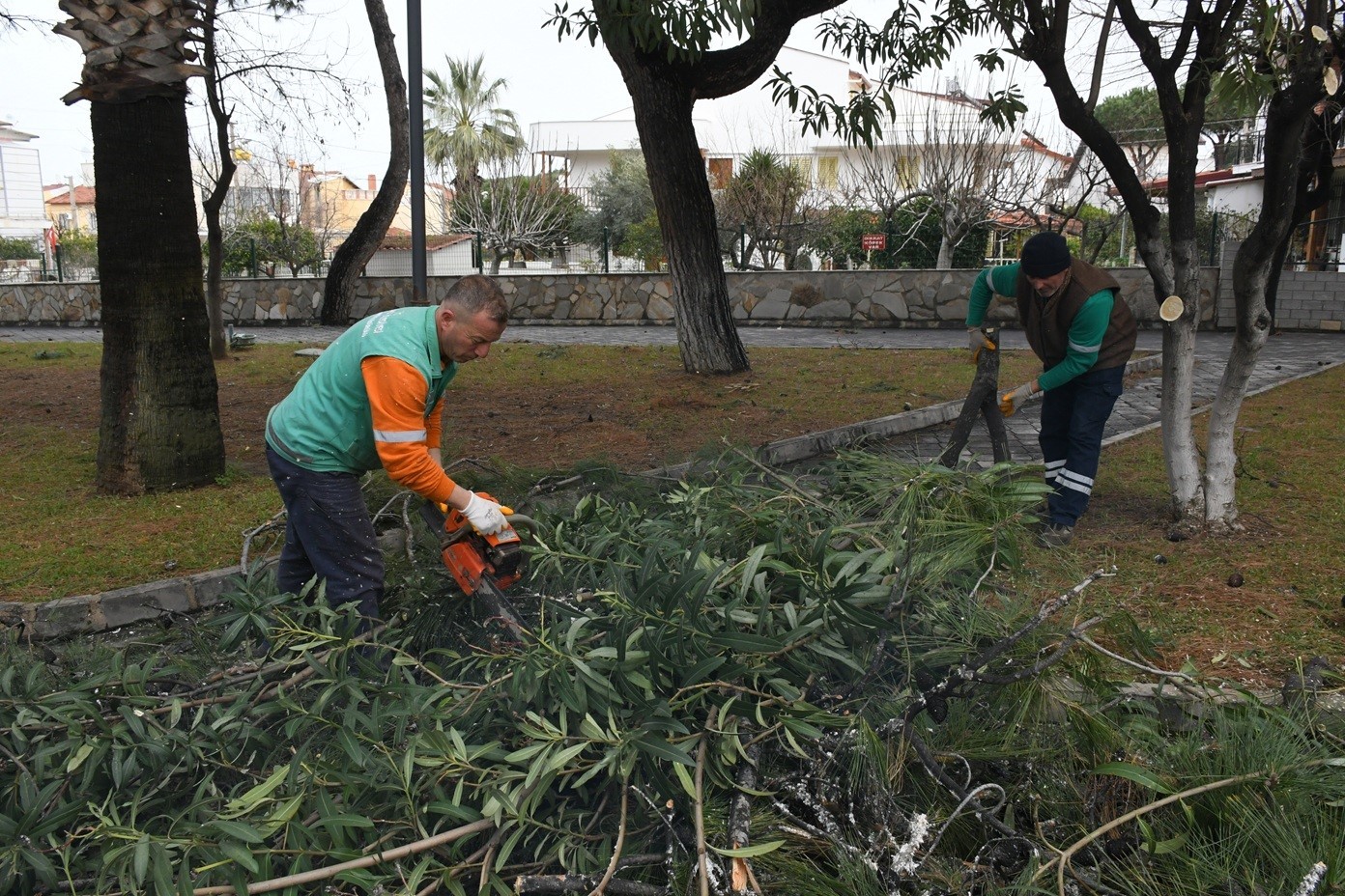 Kusadasi Belediyesi Selin Yaralarini Sarmak Icin Saha Calismalarini Surduruyor F646Df5Dabb68A50C77003D8Aff9976C