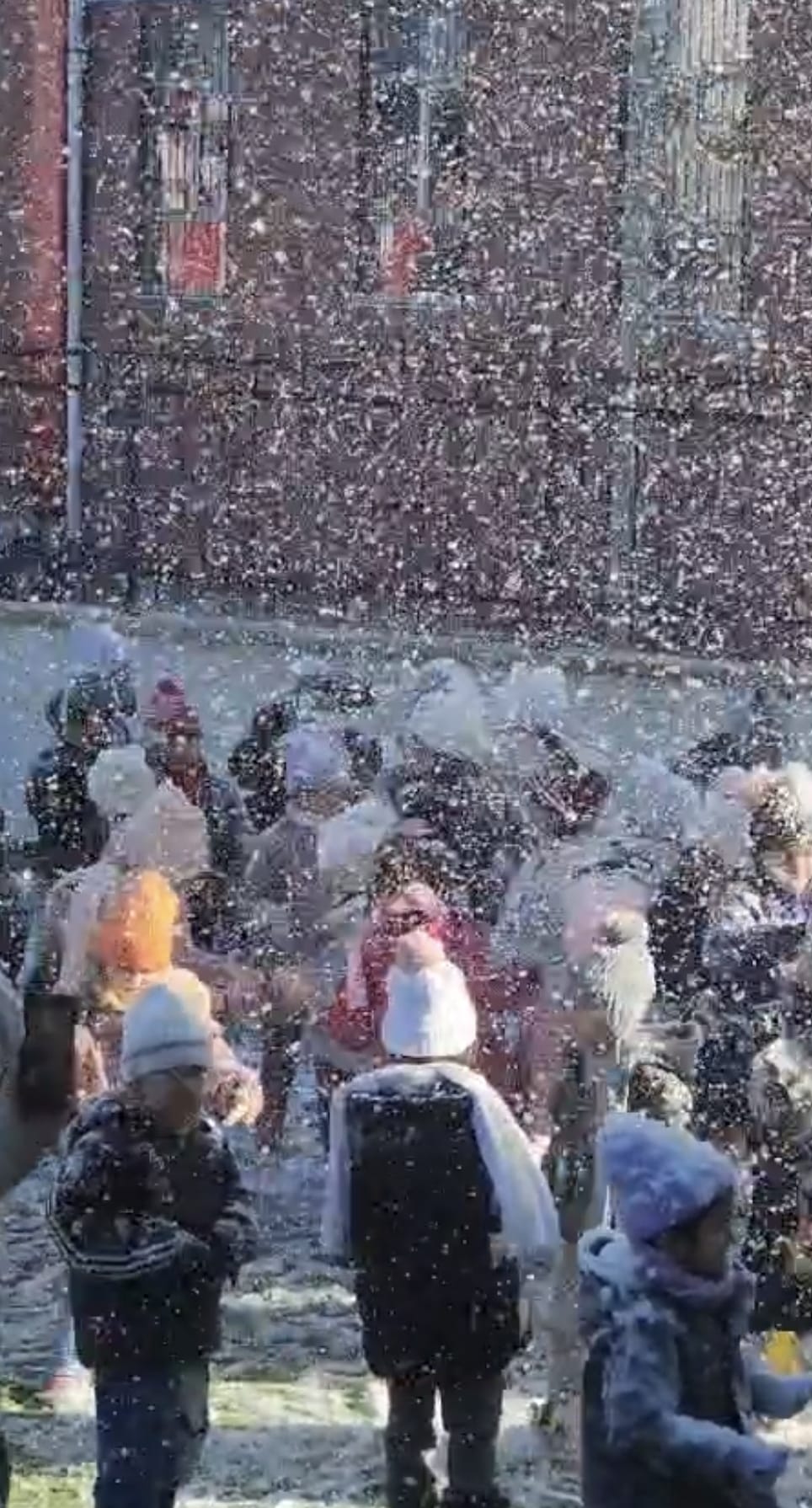 Kusadasi Tobb Anaokulundan Miniklere Kar Surprizi 630605 C6E5E7134Ba922Ffdd9D9Eef43D69F41