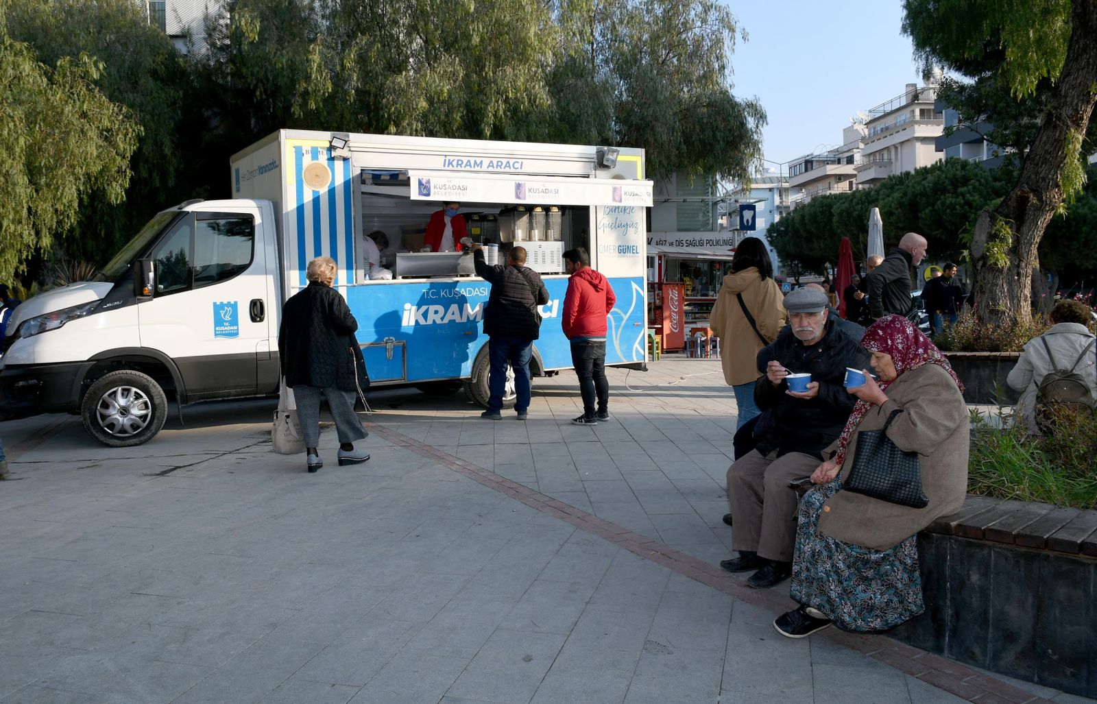 Kusadasinda Soguga Belediye Eliyle Sicak Bir Mola 634607 6Dd132B0Ae703C1586E65Df304Bdbb5C