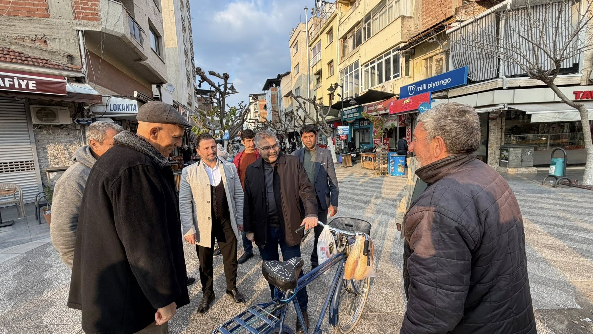 Milletvekili Ozmenden Incirliova Mesaisi 631312 Dbba70811F6D5Cbb896C0B3F7Fbb4C95