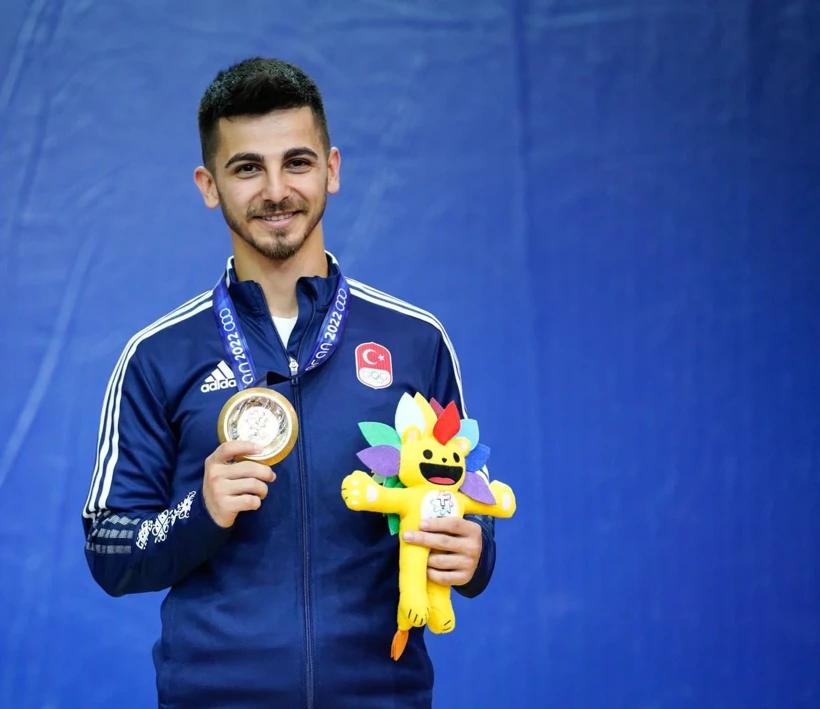 Milli Karateci Samdan Son Altin Madalyasini Alarak Mindere Veda Etti 633341 Adb3Df5B140F05F98Ec33167C697Cafe