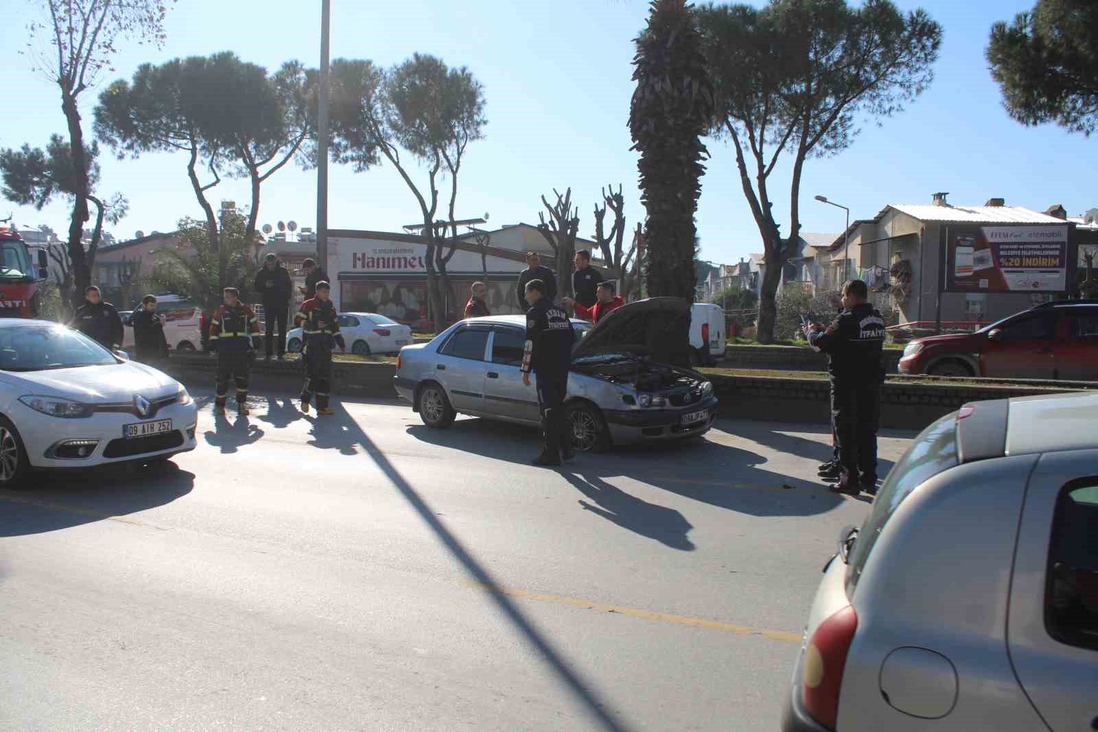 Minibus Ile Otomobil Carpisti 1 Yarali Ace486D4C53789Ffc9109Bcf4Ef0420B