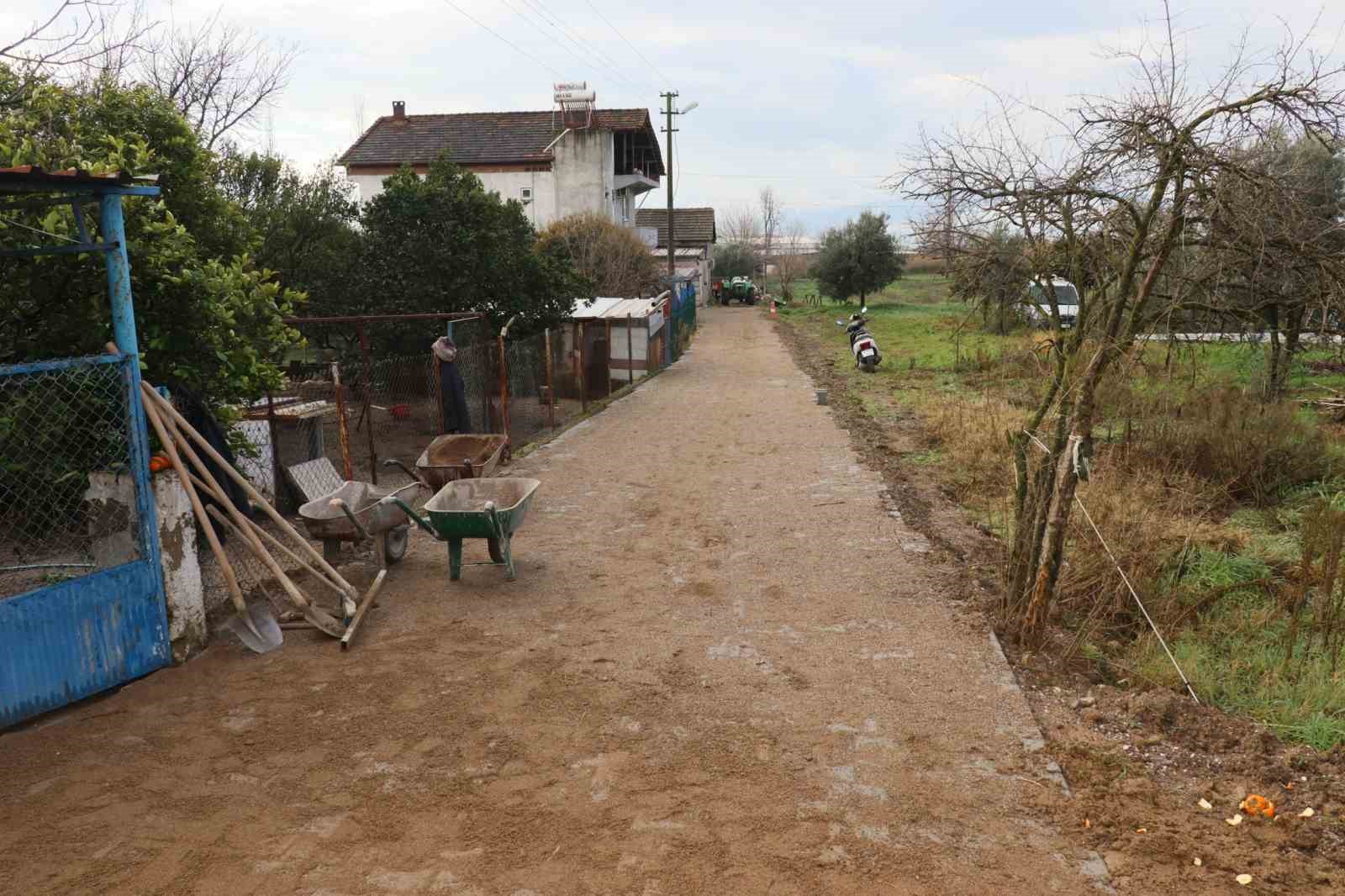 Nazilli Belediyesinden Arslanlida Yol Calismasi D2243F916B16E7D6Ef3C27Feda591706