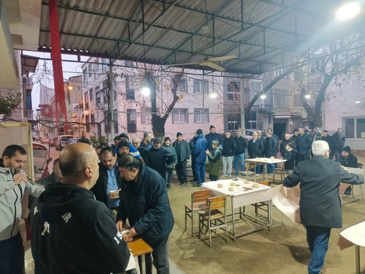 Nazilli De Yildirim Camiinde Sabah Namazinda Gonuller Bulustu 629327 C27F09852Ee3933295Cf8A4B103Eef2E