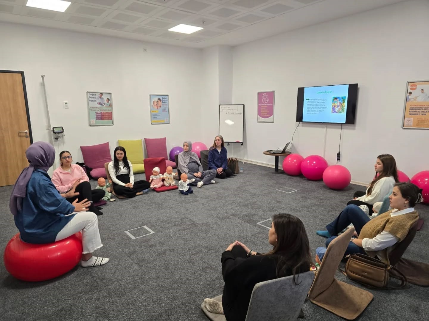 Nazillide Anne Adaylari Bilincleniyor Cca8D82Dc3Bac416E6C0D0B9E09618Af