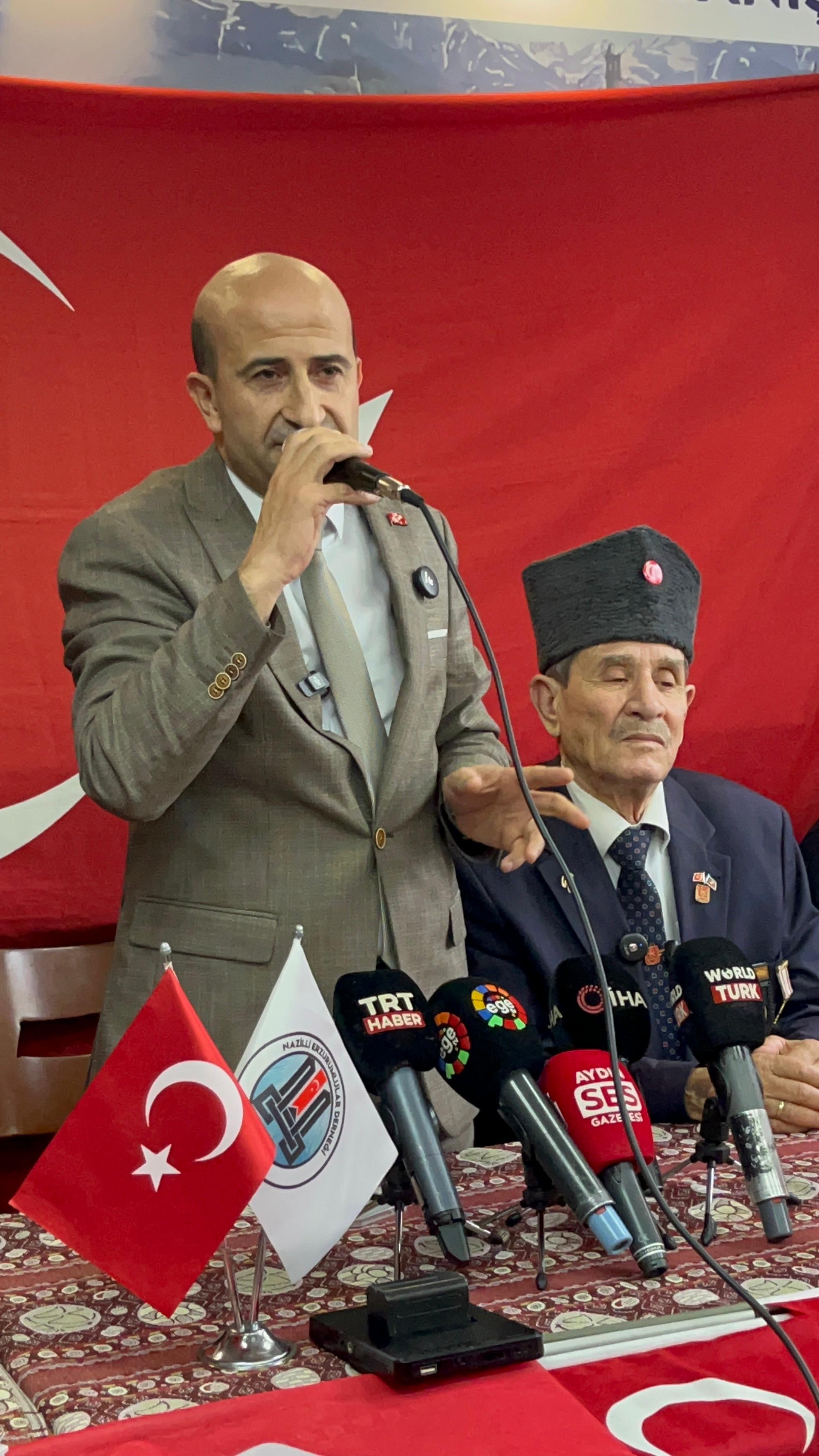 Nazillide Stklardan Bayrak Tepkisi Bu Saygisizlik Kabul Edilemez 632568 98Bcdd0B4Fe69E6D9F4Ca5F7F4Cd687F