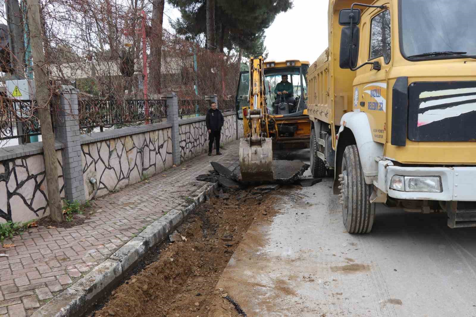 Nazillide Yarim Asirlik Icme Suyu Hatlari Yenileniyor C1A5502208C20D5271857Fd43C425B59