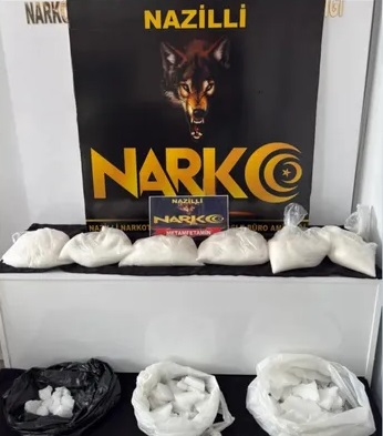 Nazillide Zehir Taciri Tutuklandi 95 Kilo Uyusturucu Cikti 634692 6C25F371Bc31C1910F0Cd3504B6A8Fbf