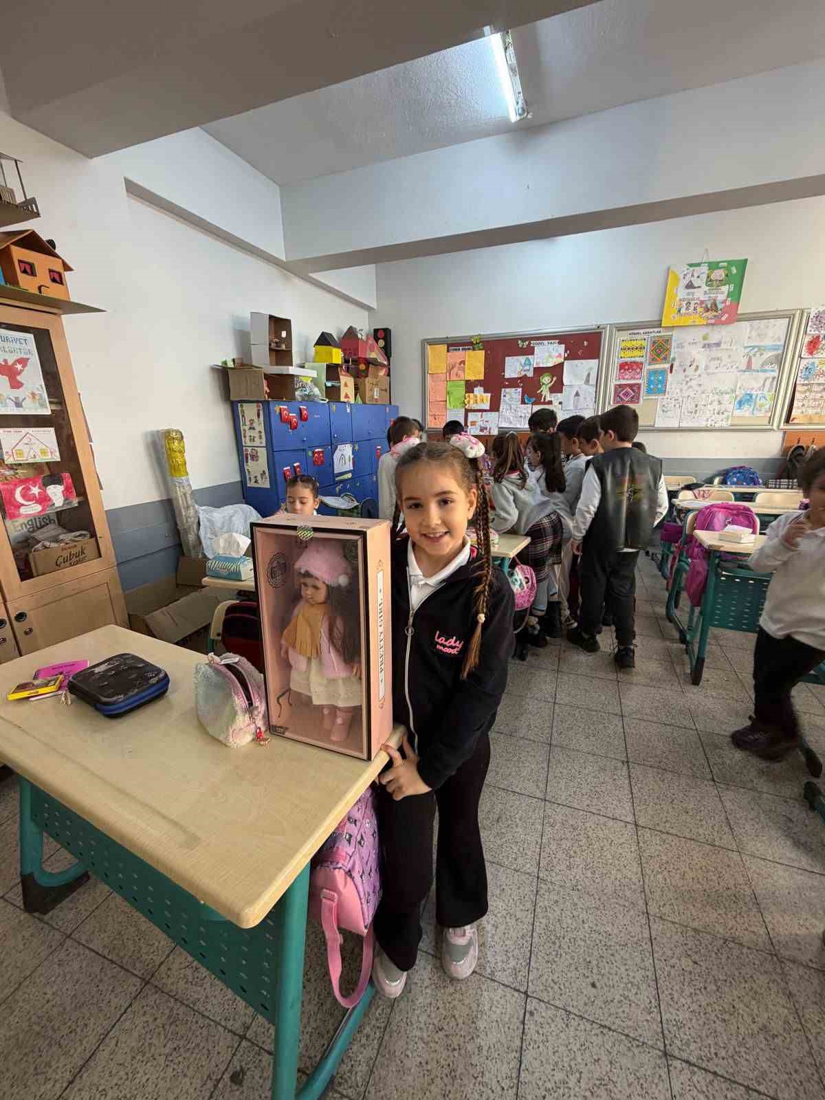 Ozel Harekat Polislerinden Sehit Kizina Dogum Gunu Surprizi Ae062Dfda2F1Ab909Df0Cc0A89A17D9E