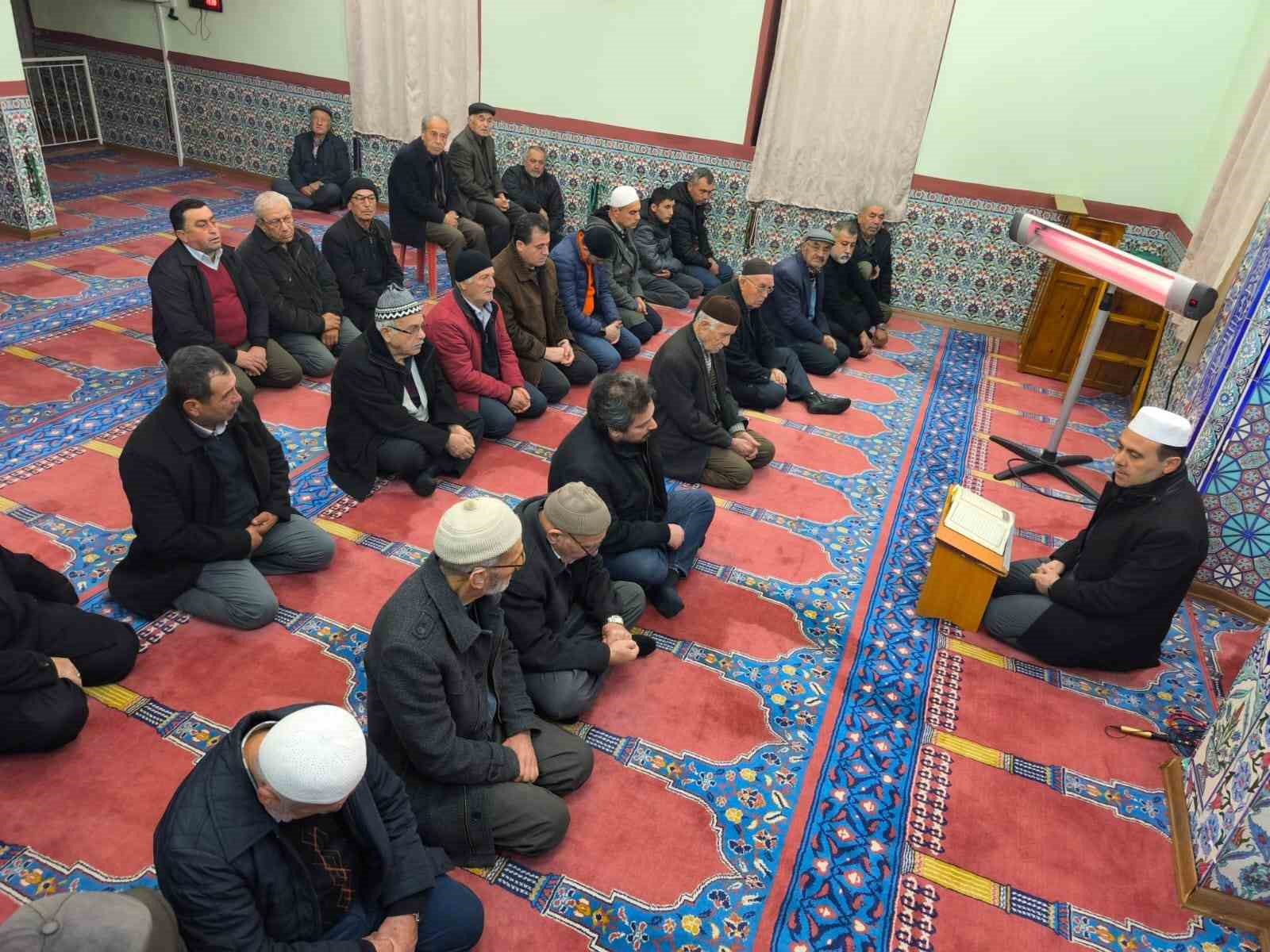 Sabah Namazi Bulusmalari Elderesinde Devam Etti 7044A6B7783Be6B93323Cd5C09Be208A