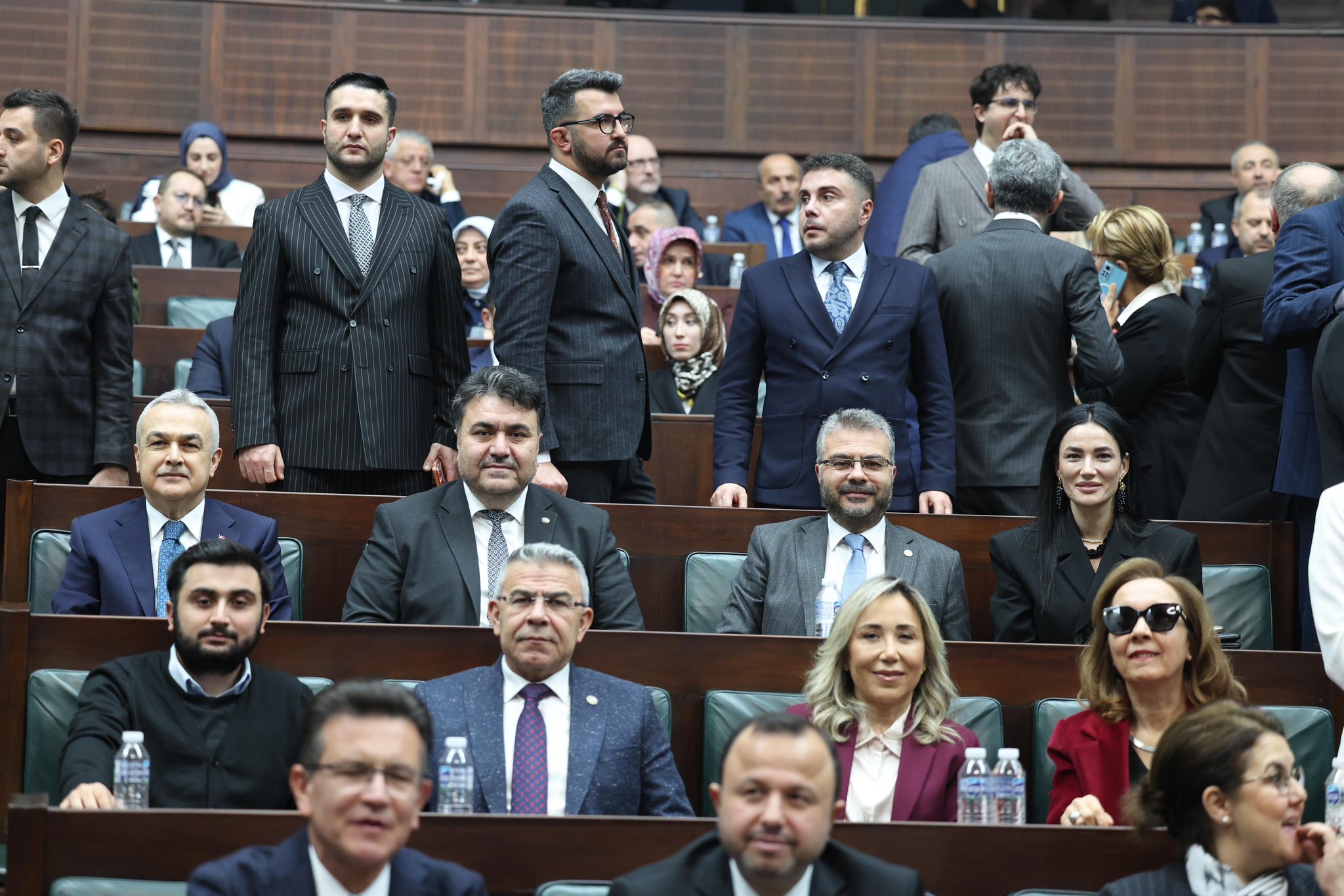 Saribastan Ak Partiye Katilan Yeni Vekillere Birlik Mesaji 628399 83565A912C92A8C41F81C57Cb88D958F