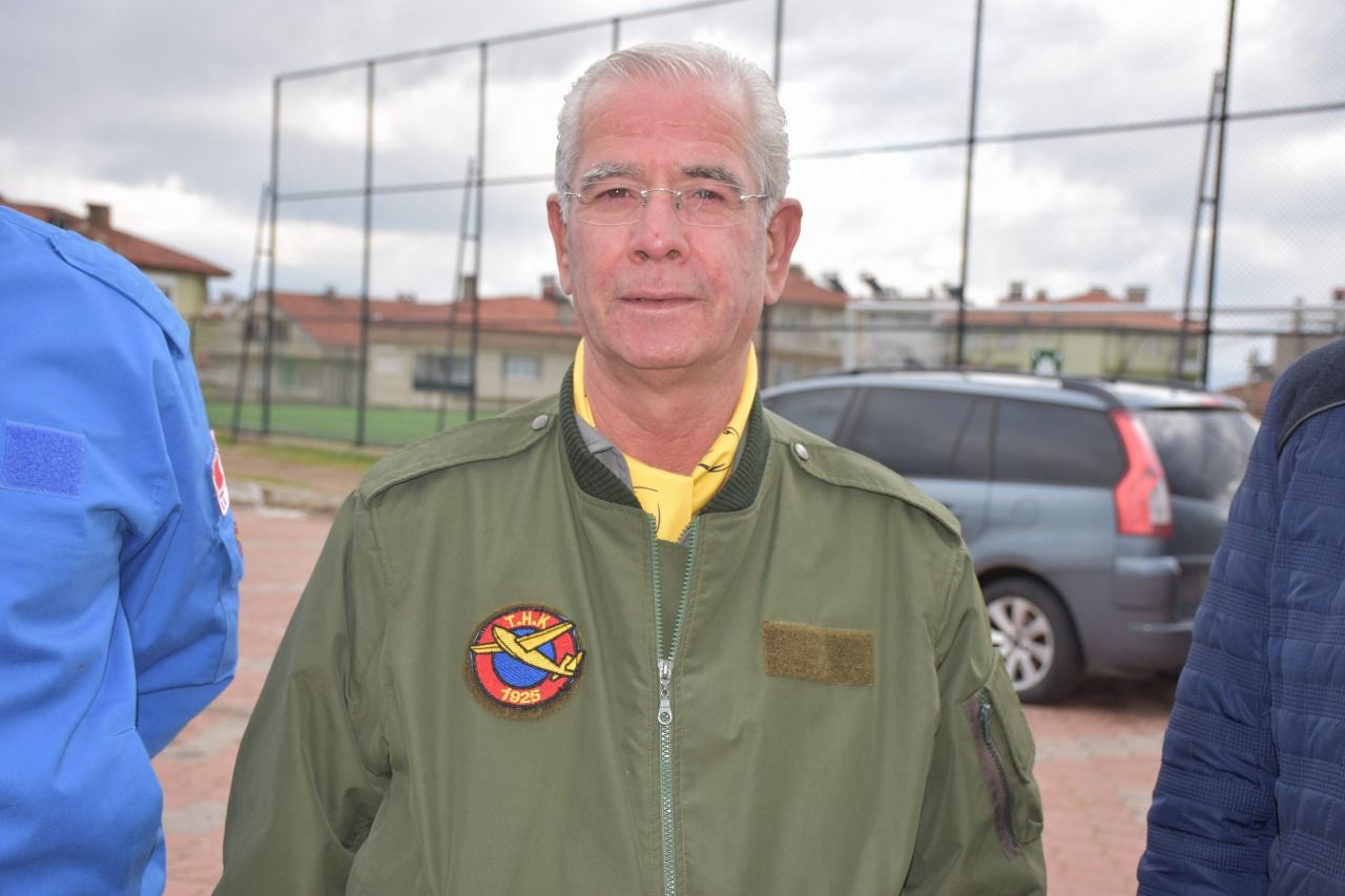 Sevilen Baskan Son Yolculuguna Ugurlandi 634558 Ec76365A78F5Bf8913A65400A4A104E9