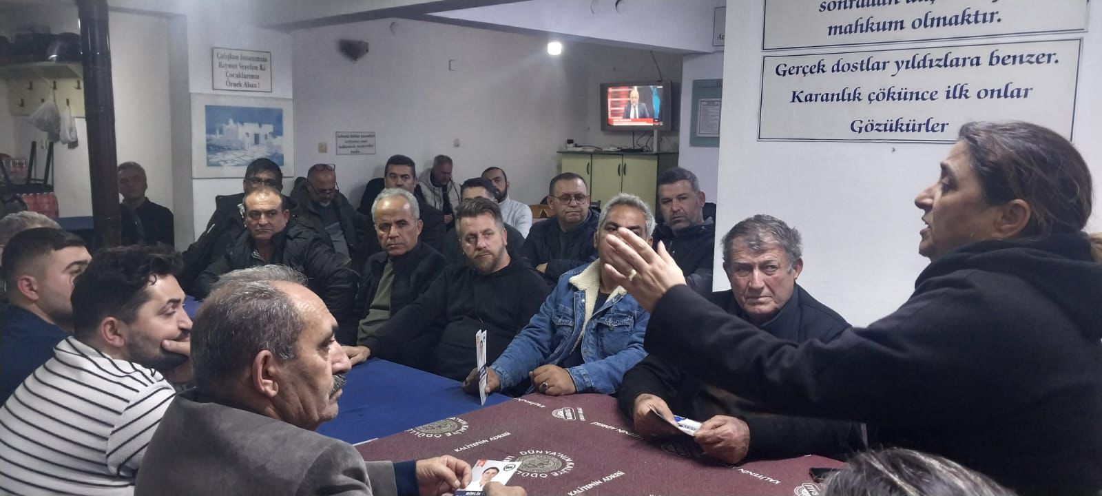 Turkiyenin Ilk Kadin Adayi Karagozun Yarattigi Farkindalik Ulke Geneline Yayildi 633763 131F1B111Ba7A8D4C15034C672Baf1B0