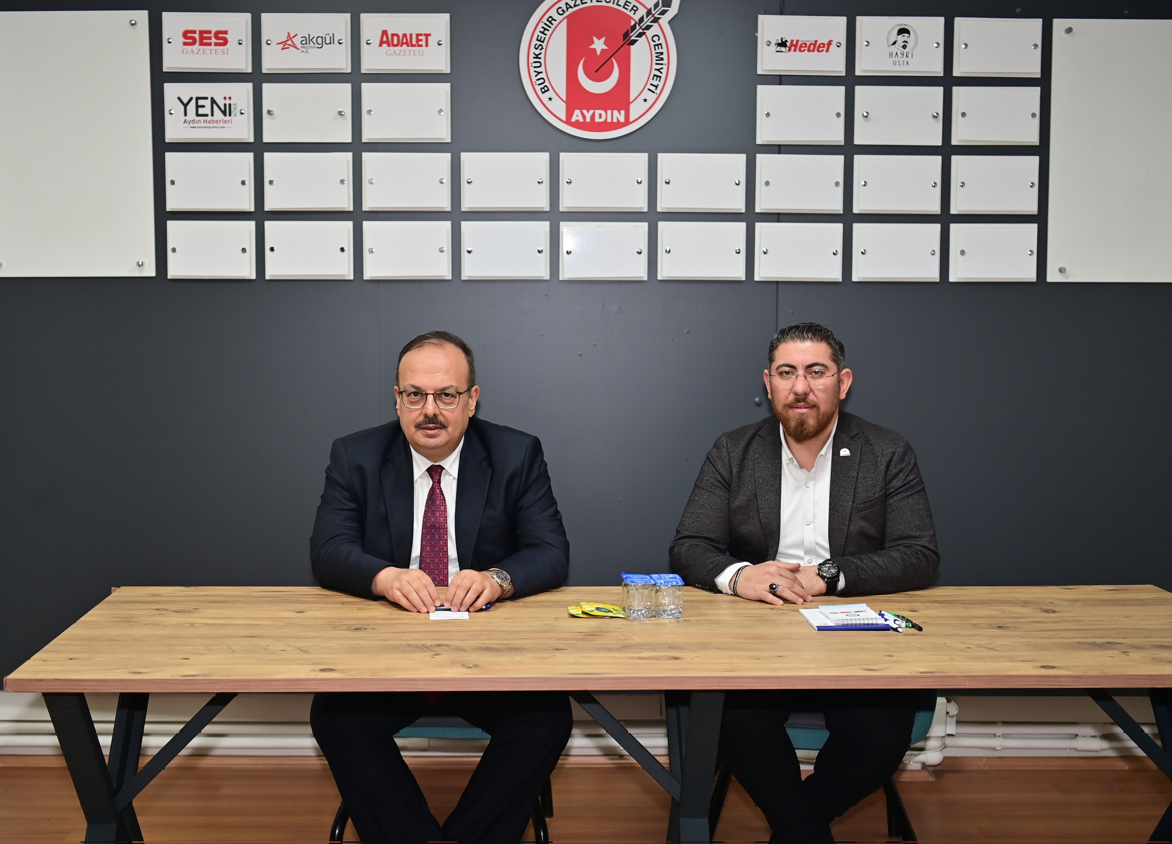 Vali Canbolat Hizmetleriyle Gorevini Korudu 628423 4D60Dee773213Fa4F78A521Bde88C73A