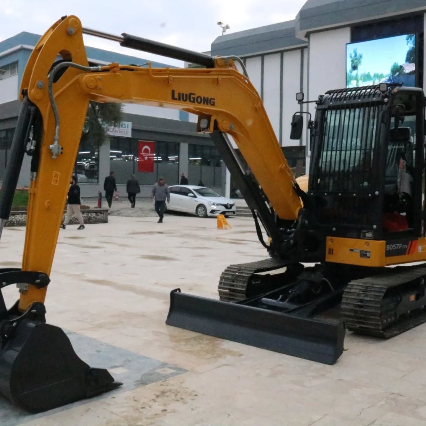 Yenipazarin Arac Filosu Guclenmeye Devam Ediyor Ce5B75F37Fbf99F87E708F44Bf3014Bc