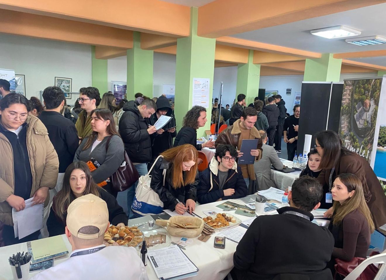 Adu Turizm Fakultesi 2026 Kariyer Gunlerinde Bulustu 638130 7313107B60B54D9E3E2Ec9C3Ca243D2F