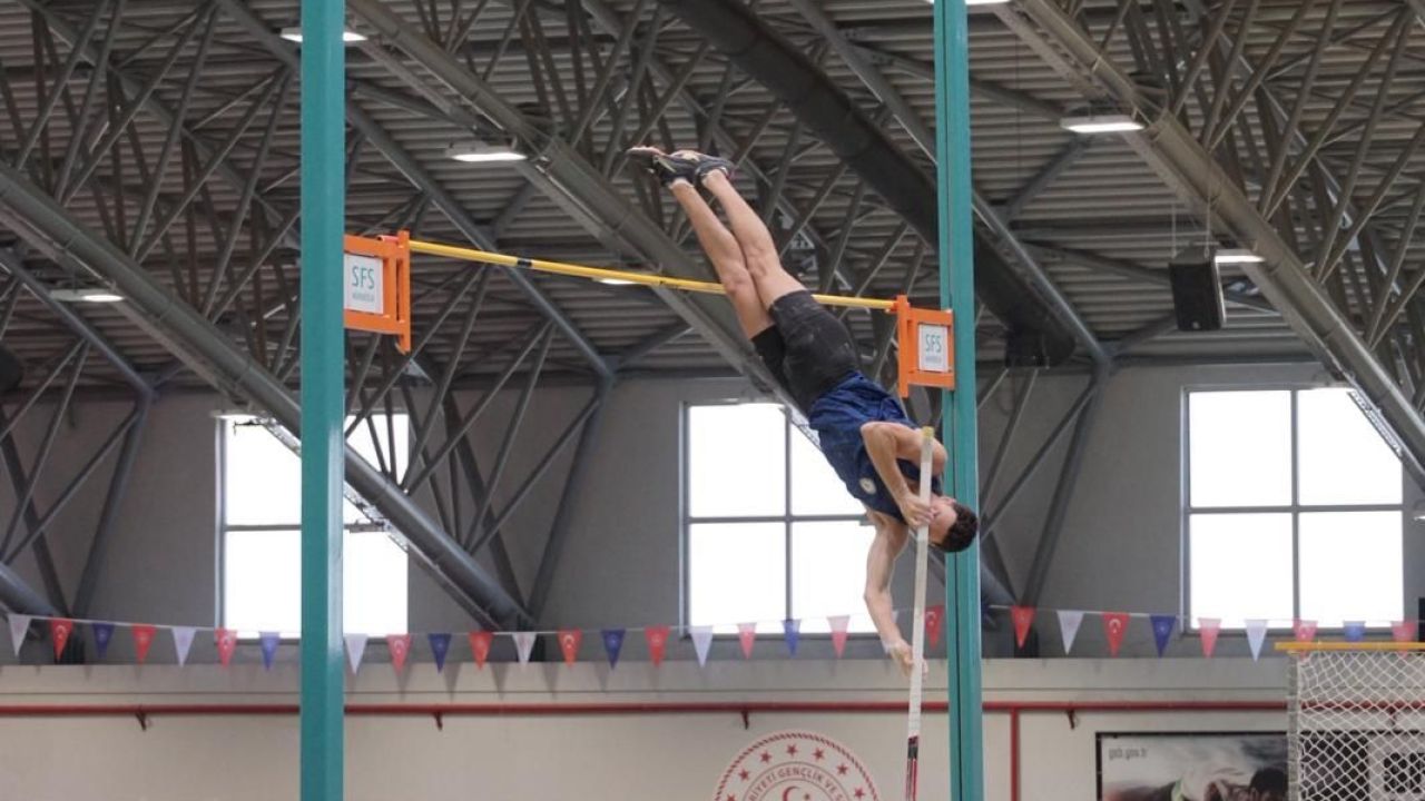 Aduden 100 Sampiyonluk 639377 92645328F033A912E805A338B1E2F3Cd