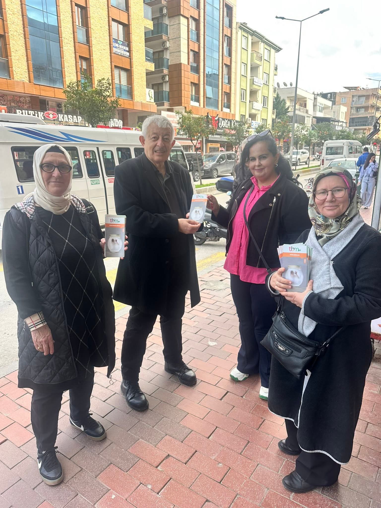 Ak Kadinlar Dumansiz Gelecek Icin Sahaya Indi 637708 9Cd140D633F48F7182E477Bfd78630A6