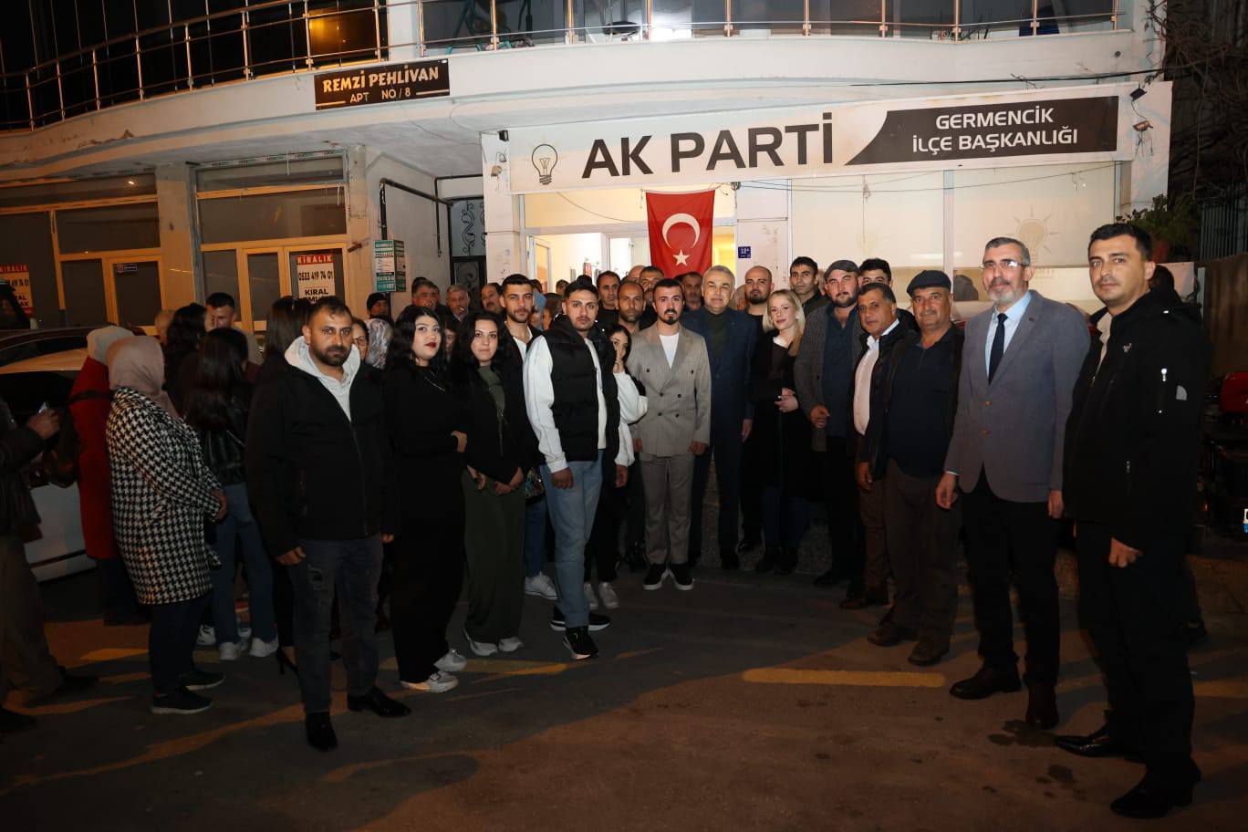 Ak Parti Germencik Toplandi Cink Guclu Teskilat Guclu Germencik 639255 070630081D277B131E200F34Dac6Fe1C