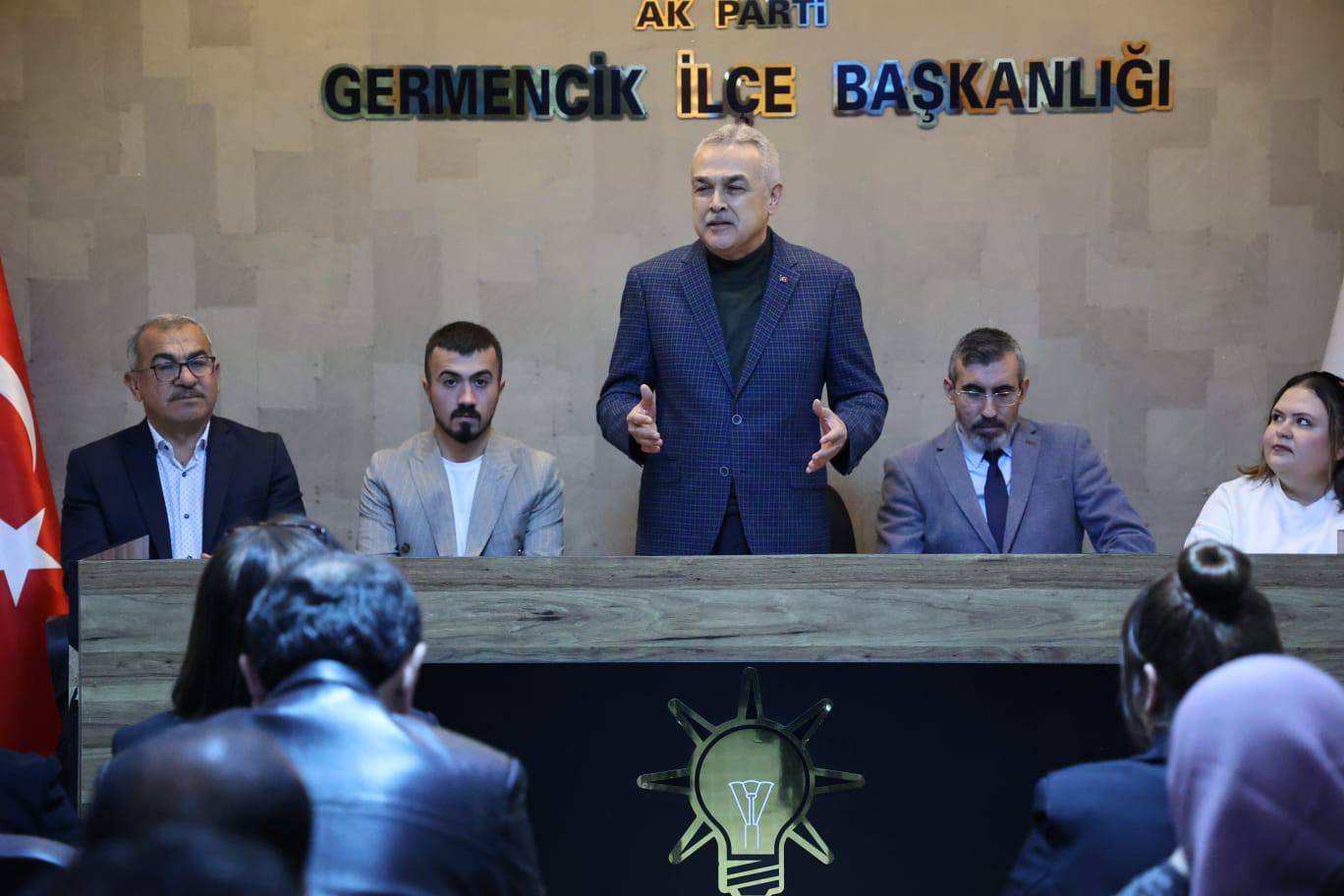 Ak Parti Germencik Toplandi Cink Guclu Teskilat Guclu Germencik 639255 Aadf8De4E58Afaf0Ba666A99235Ccfc7