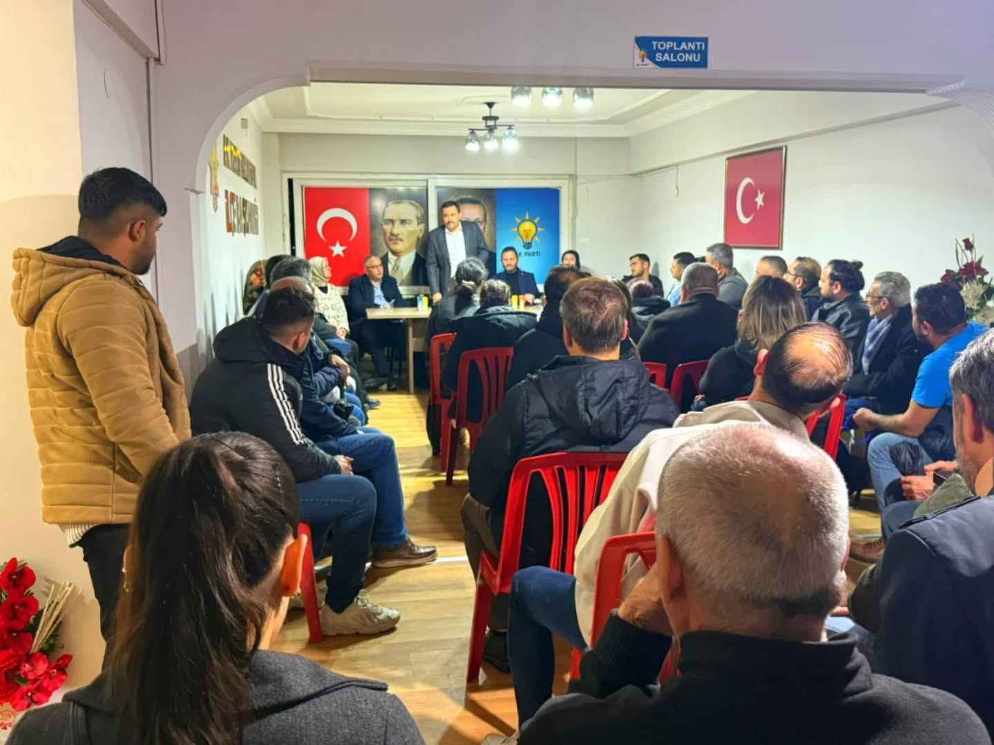 Ak Parti Incirliova Toplandi Yuzbasioglu Partimizin Iktidari Icin Calisiyoruz 639996 22E9D04Afa8337166D590A1371D779Ed