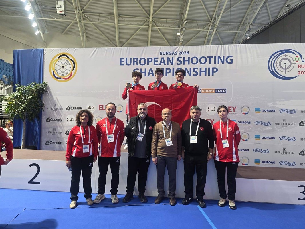 Avrupa Fatihi 3 Madalya Birden Kazandi 637198 D11Ea348D2A672Bbc1Bbdf2F6905Bae5