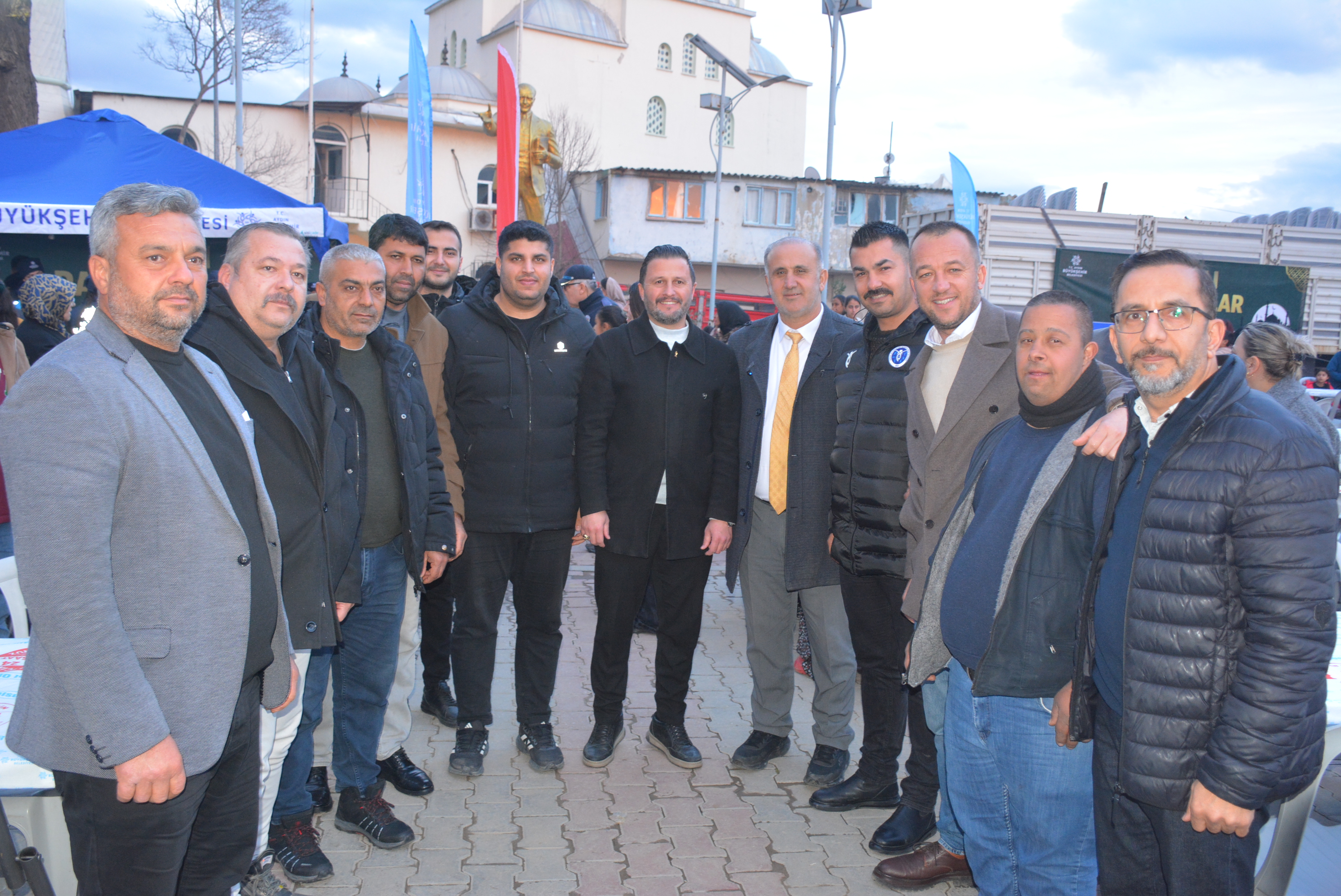 Aydin Buyuksehir Acarlarda Iftar Sofrasi Kurdu Baskan Kaya Hak Ettiginiz Hizmetleri Alacaksiniz 640933 20F3306600Bd3093F7F0B6F981F6Bba4