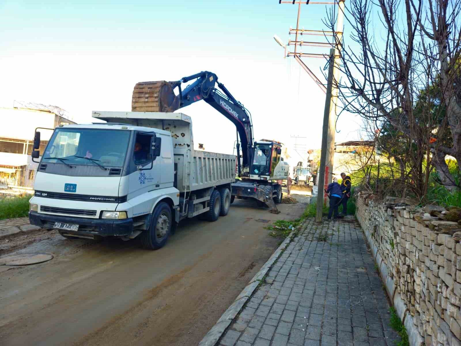 Aydin Buyuksehir Yol Calismalarina Devam Ediyor 88467D343B24E4103E537B270B1A37E4