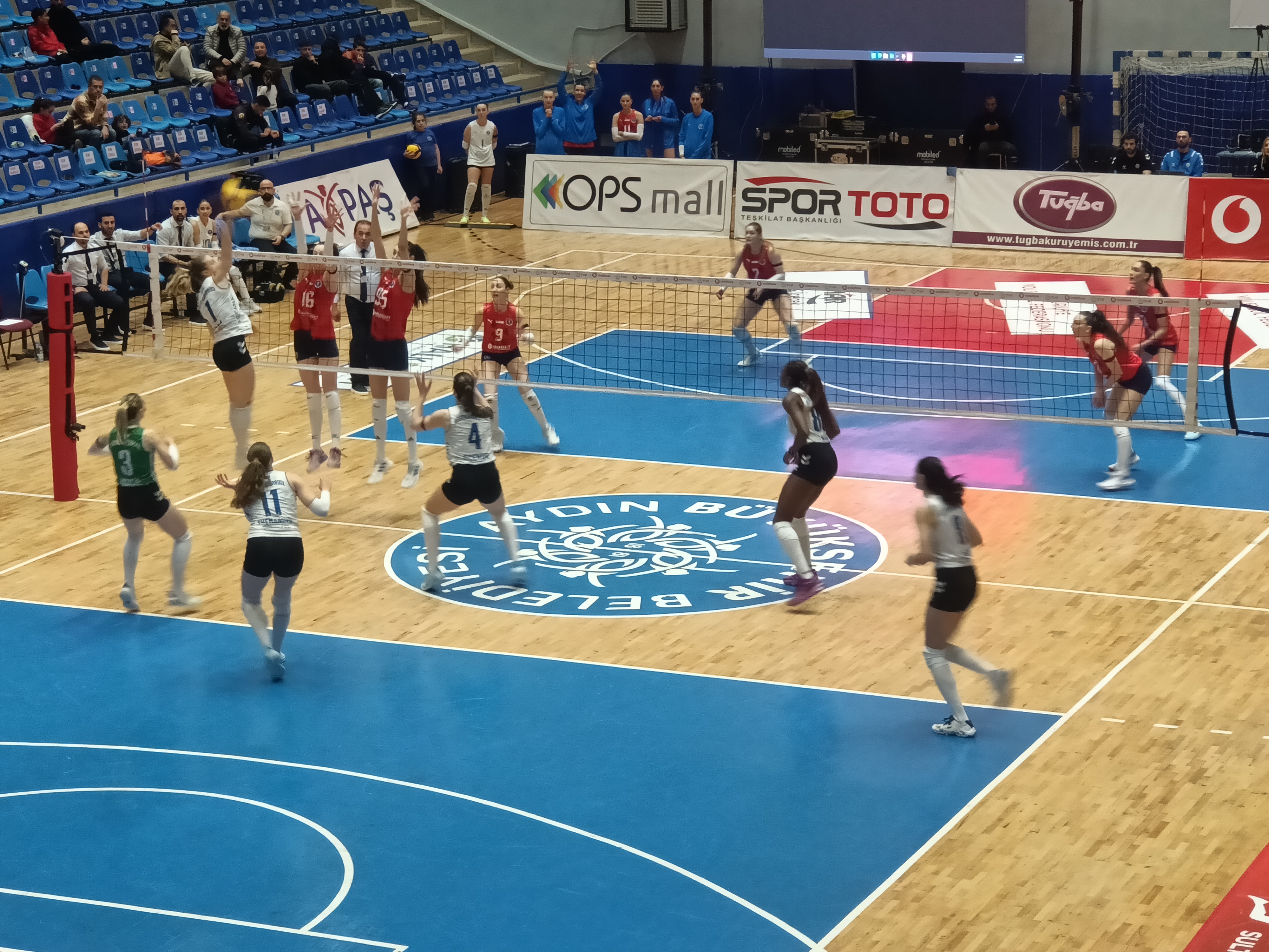 Aydin Sultanlari Evinde Kayip 637841 355A69534F547A675A198A45B9083C4E