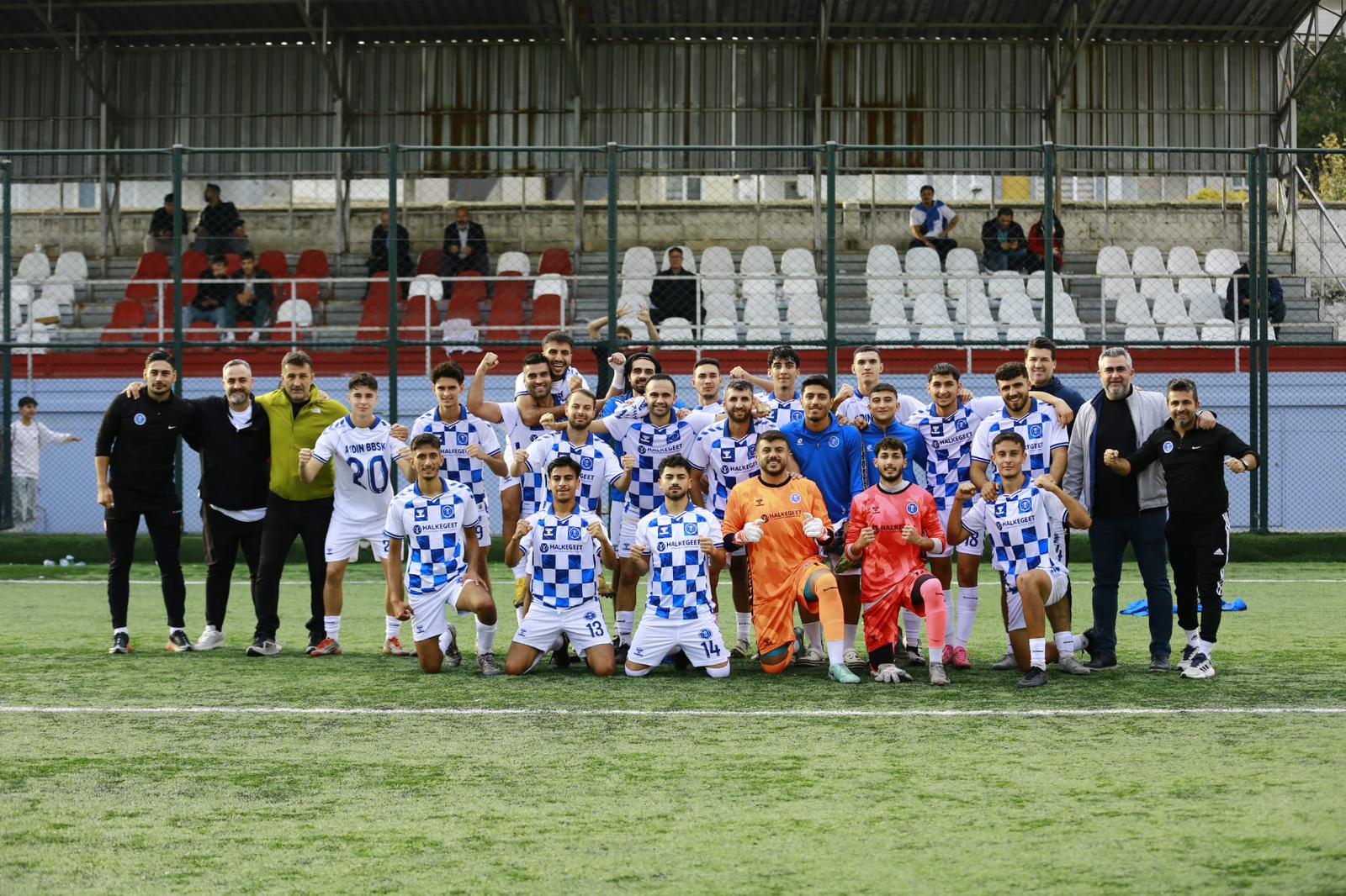 Aydin Super Amator Ligde Zirve Maci 640702 439F7522889996540F7Da9D70257Da0C