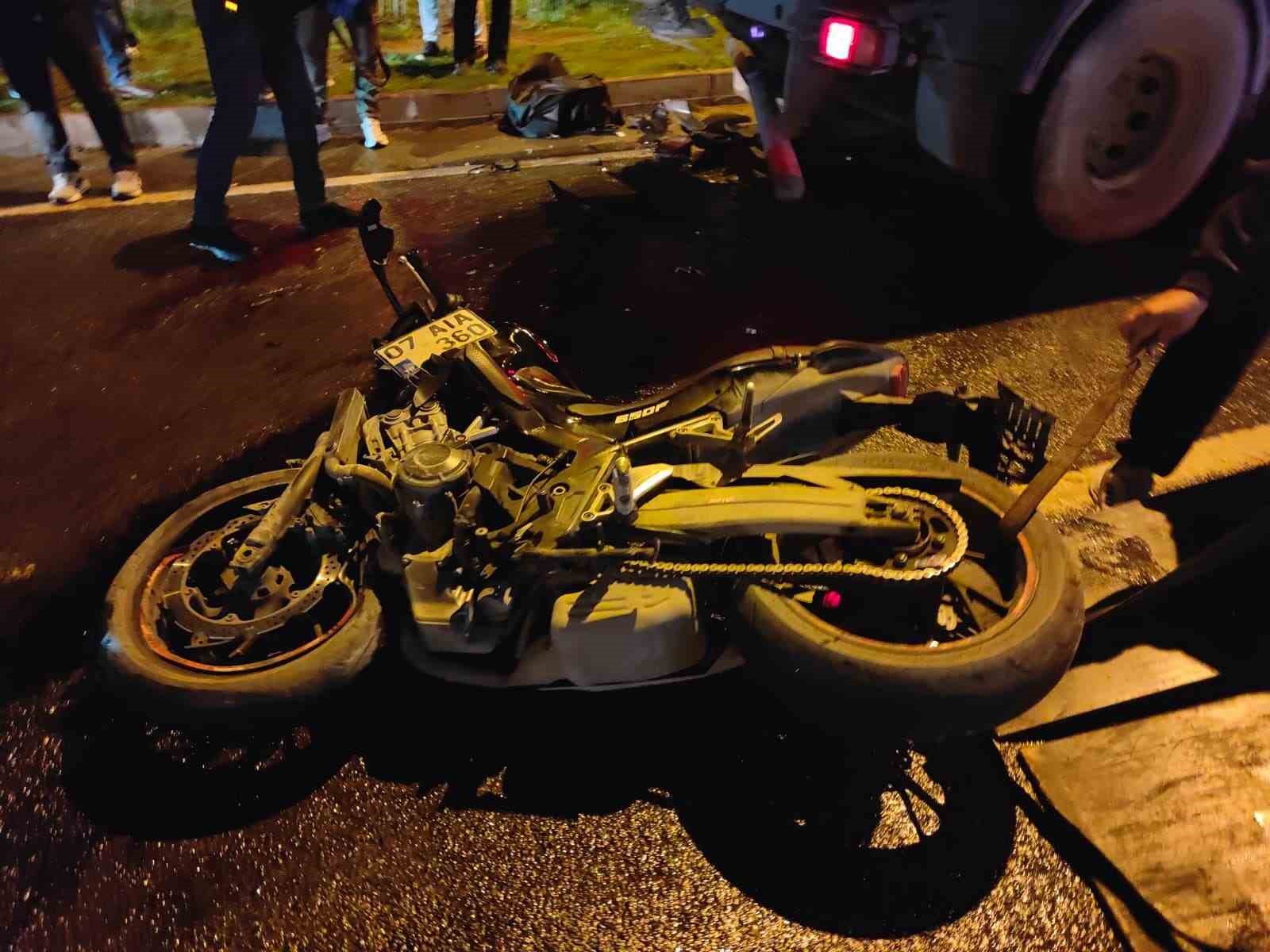 Aydinda Asiri Surat Olum Getirdi 3B0D95C4Ce8938Cf5Acd8Cac48E7Ca3C