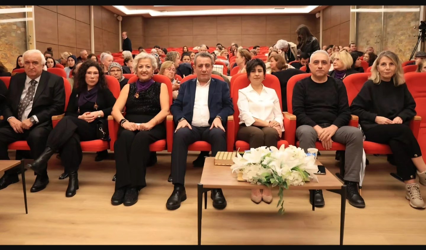 Aydinda Bursiyer Ogrencilerden Anlamli Konser 637134 50F2Ee2Cd997Bf020B435797Bfc2Ef7B