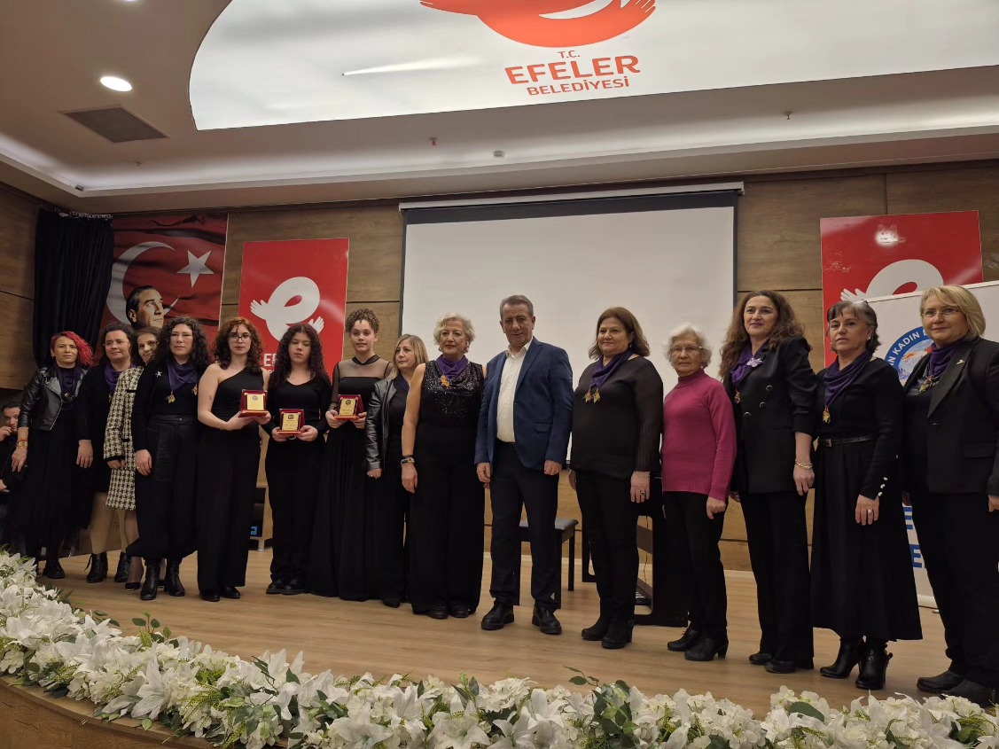 Aydinda Bursiyer Ogrencilerden Anlamli Konser 637134 51Cf3443A7482Ca6A33Df19Faec20371