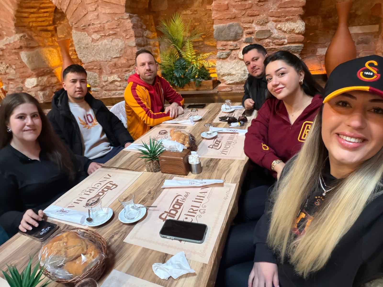 Aydinda Galatasaraylilar Dayanisma Kahvaltisinda Bulustu 635035 968De4308B02702E7C3Ad84006A3A761