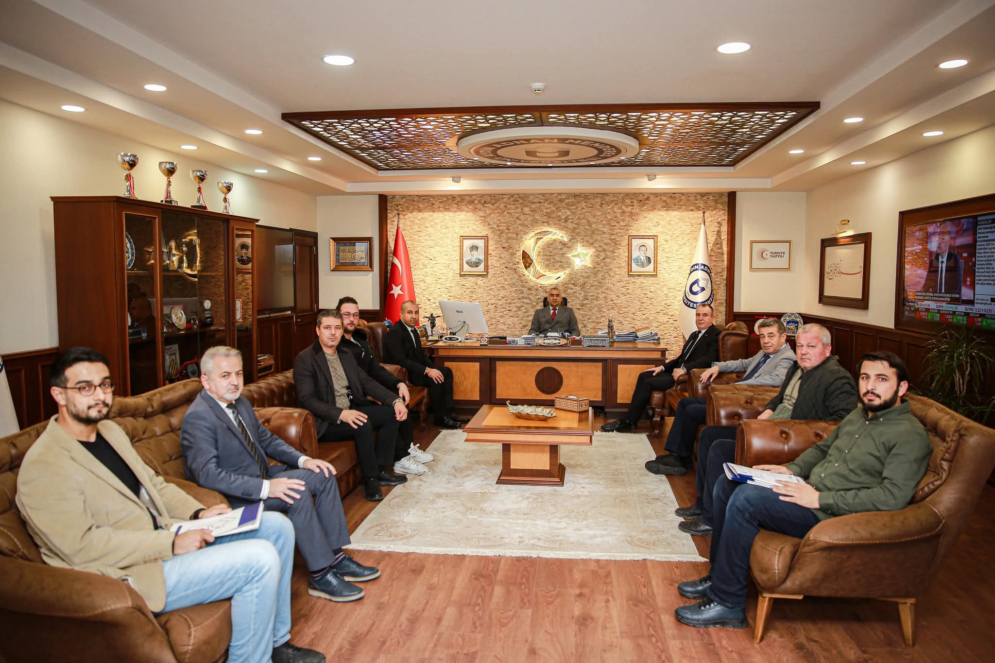 Aydinda Genclere Is Garantisi 636771 48Ea3Fc5Ea8C1D6Fe9Ed18Aed2160E18